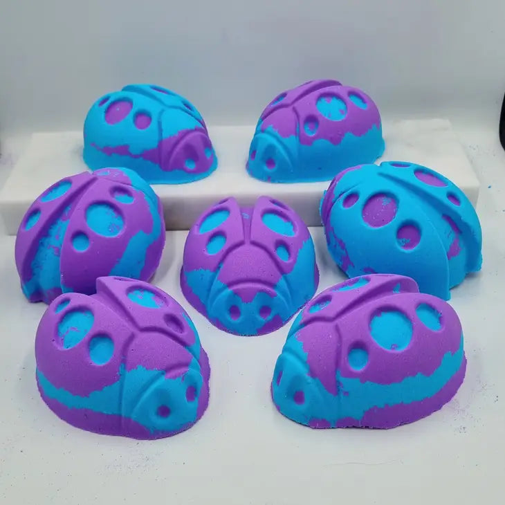 BOMBE DE BAIN COCCINELLE PARFUM FEE DES NEIGES